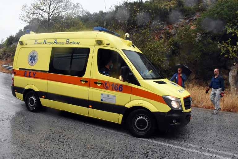 Χανιά: Σε εξαιρετικα σοβαρή κατάσταση 35χρονος που καταπλακώθηκε από ελαιόδεντρο