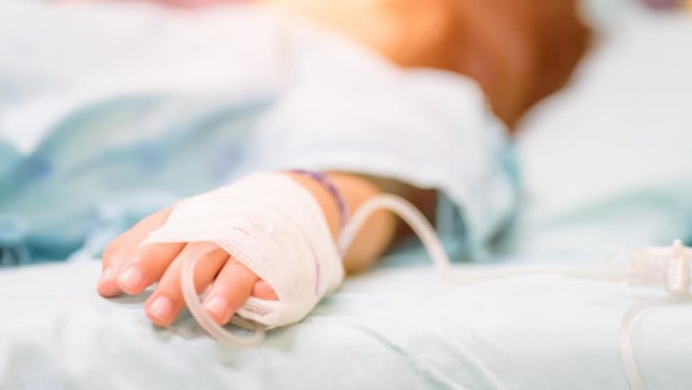 Πέθανε 3χρονη που νοσηλευόταν με κορονοϊό – Οι νεότερες πληροφορίες