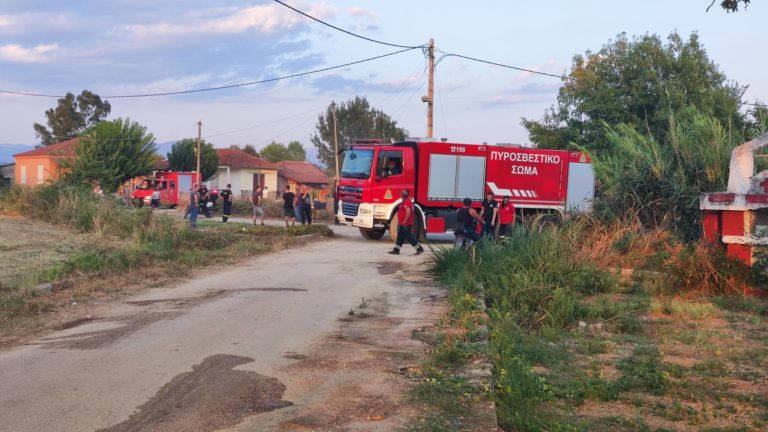 Σουφλί: Πυρκαγιά σε γεωργικό μηχάνημα στον Προβατώνα