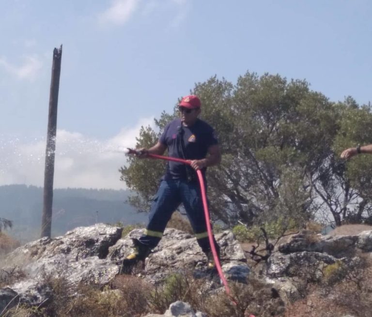 Ρόδος: Έσβησε η φωτιά στην Κρητηνία