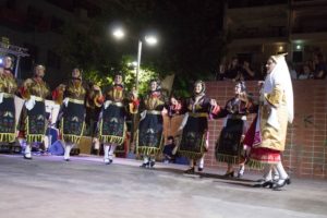 Φεστιβάλ χορωδιών και παραδοσιακών χορών στην 15η Γιορτή  Χαλβά στα Φάρσαλα