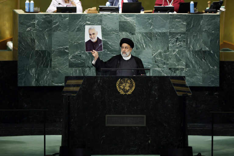 Το Ιράν ζητά εγγυήσεις από τις ΗΠΑ για να αναβιώσει η πυρηνική συμφωνία του 2015