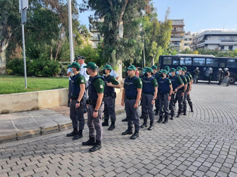 Πρεμιέρα για την Πανεπιστημιακή Αστυνομία – Ξεκίνησαν σε ΕΚΠΑ και Πολυτεχνείο οι περιπολίες