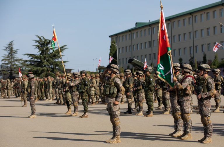 Μέτρα του ΓΕΕΘΑ για εξοικονόμηση ενέργειας στις Ένοπλες Δυνάμεις