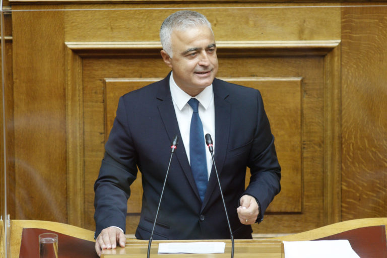Σε μηνυτήρια αναφορά κατά της «Αυγής» θα προχωρήσει ο βουλευτής της ΝΔ, Λ. Τσαβδαρίδης, καταγγέλλοντας fake news