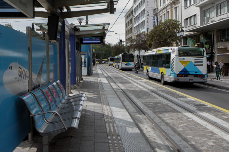 24ωρη απεργία την Τετάρτη – Ποια μέσα «τραβούν χειρόφρενο»