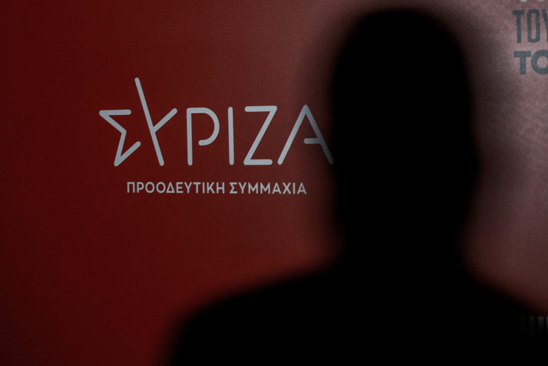 Παρακολουθήσεις: Αντιπροσωπεία του ΣΥΡΙΖΑ σε συνάντηση με τον εισαγγελέα του Αρείου Πάγου