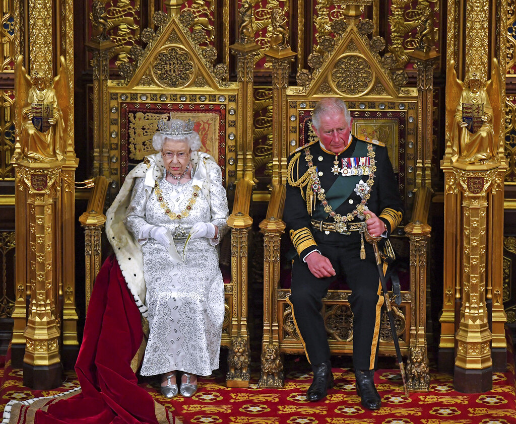 Βρετανία: Κάρολος Γ’ το όνομα του νέου βασιλιά – Την Παρασκευή το διάγγελμά του