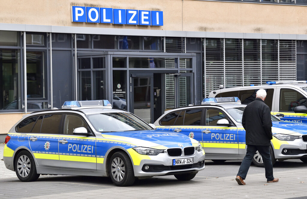 Γερμανία: Δυο τραυματίες σε τρομοκρατική επίθεση με μαχαίρι – Νεκρός ο δράστης