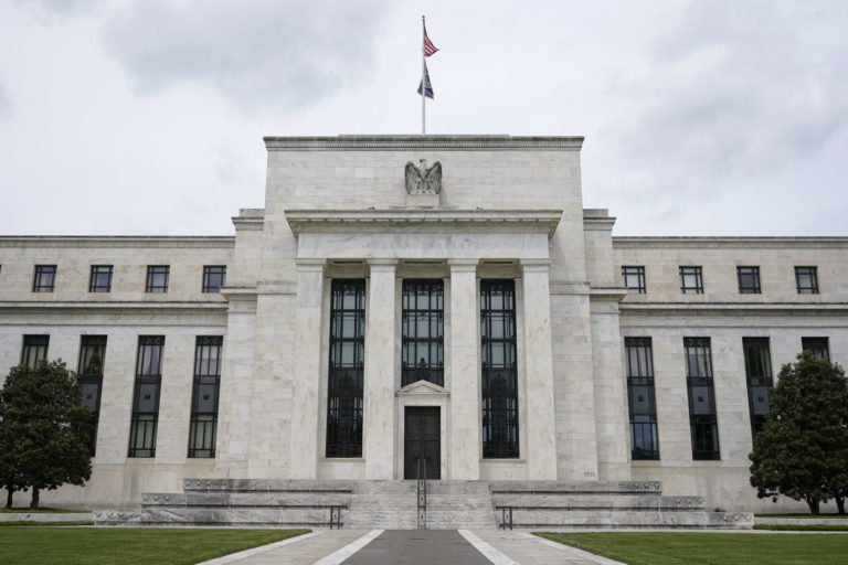 Αύξηση επιτοκίων κατά 75 μονάδες βάσης ανακοίνωσε η Fed