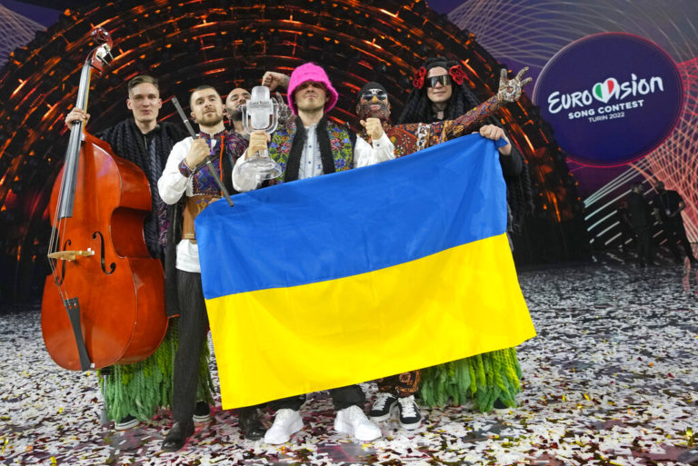 Ανακοινώθηκαν οι δύο βρετανικές πόλεις που διεκδικούν τη διοργάνωση του Διαγωνισμού Eurovision 2023