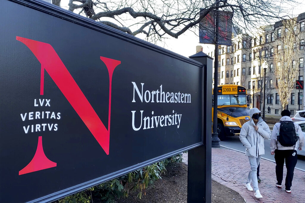 ΗΠΑ: Εξερράγη δέμα σε πανεπιστήμιο της Βοστώνης – Είχε σημείωμα που επέκρινε τον Ζάκερμπεργκ και την εικονική πραγματικότητα