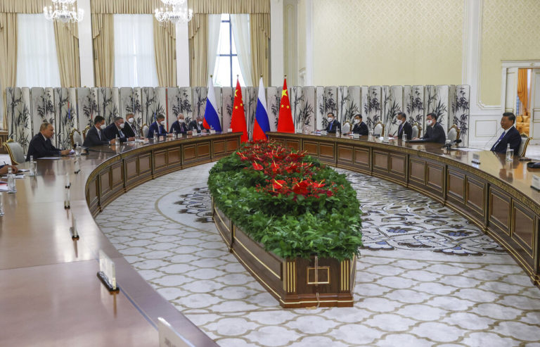 Συνάντηση Σι-Πούτιν: H Κίνα προτίθεται να διαδραματίσει τον ρόλο της «μεγάλης δύναμης» μαζί με την Ρωσία