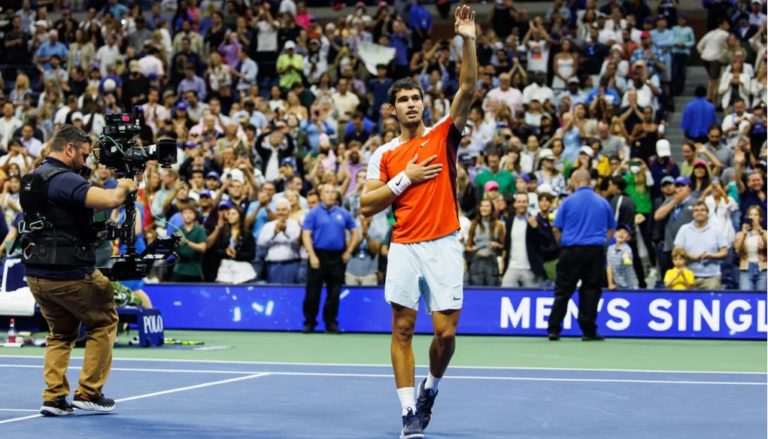 Έγραψε ιστορία ο 19χρονος Αλκαράθ στο US Open, αλλά η κορυφή μπορεί ακόμη να περιμένει