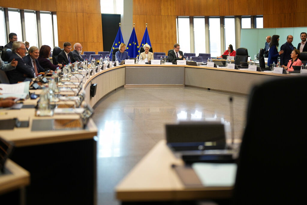 Συνεδρίαση υπ. Ενέργειας ΕΕ: «Αγκάθι» το πλαφόν στο φυσικό αέριο – Τρία έκτακτα μέτρα στο τραπέζι