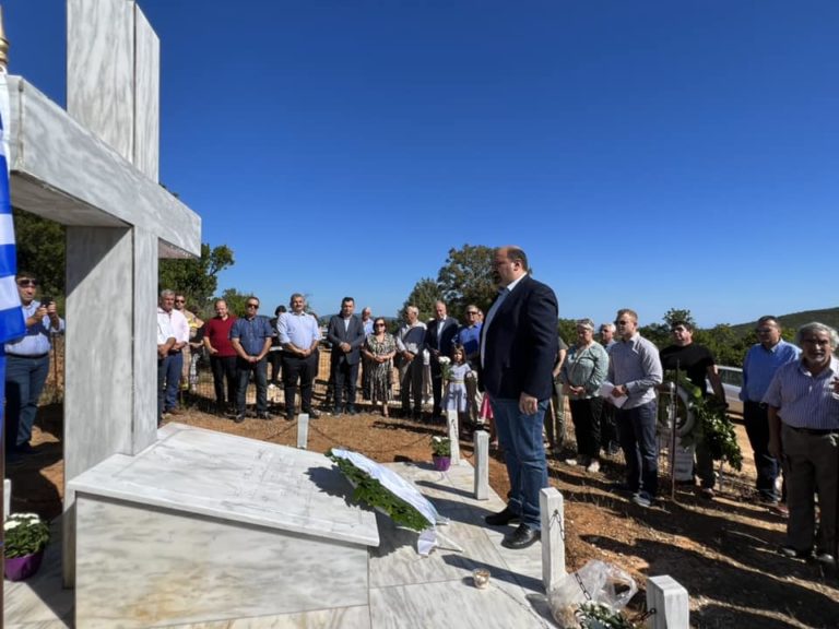 Χρ. Τριαντόπουλος: Πρωτοβουλία για τη διαμόρφωση του περιβάλλοντος χώρου του μνημείου των πεσόντων αεροπόρων στον Λαύκο