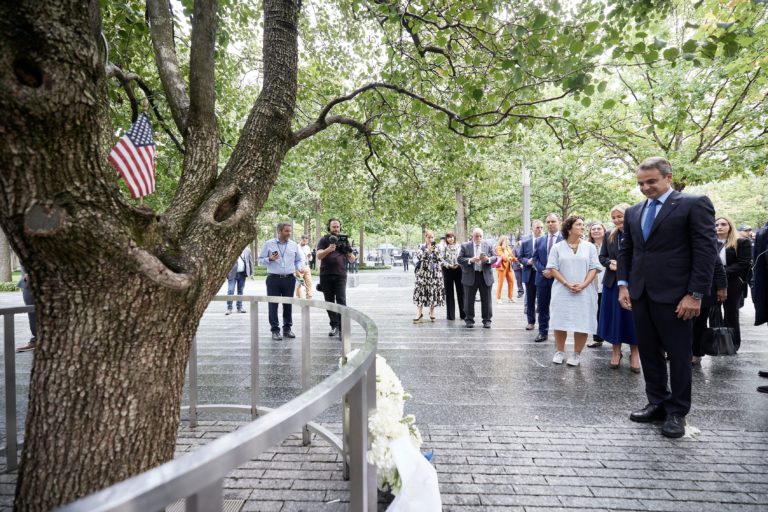 Επίσκεψη Κ. Μητσοτάκη στο Ground Zero: «Η μάχη κατά της τρομοκρατίας είναι διαρκής» (video)
