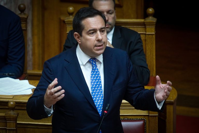 Ν. Μηταράκης: «Big Business»  η παράνομη διακίνηση μεταναστών- Νόμιμη η προστασία  συνόρων μας στη θάλασσα