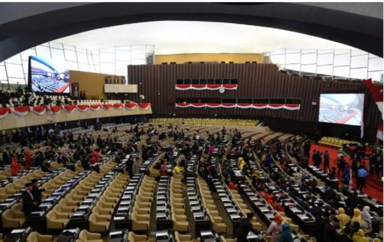 Κρεμλίνο: Επίθεση εναντίον της Ρωσίας οι επιθέσεις στα προσαρτημένα εδάφη – Ανεύθυνοι όσοι μιλούν για κλιμάκωση με πυρηνικά
