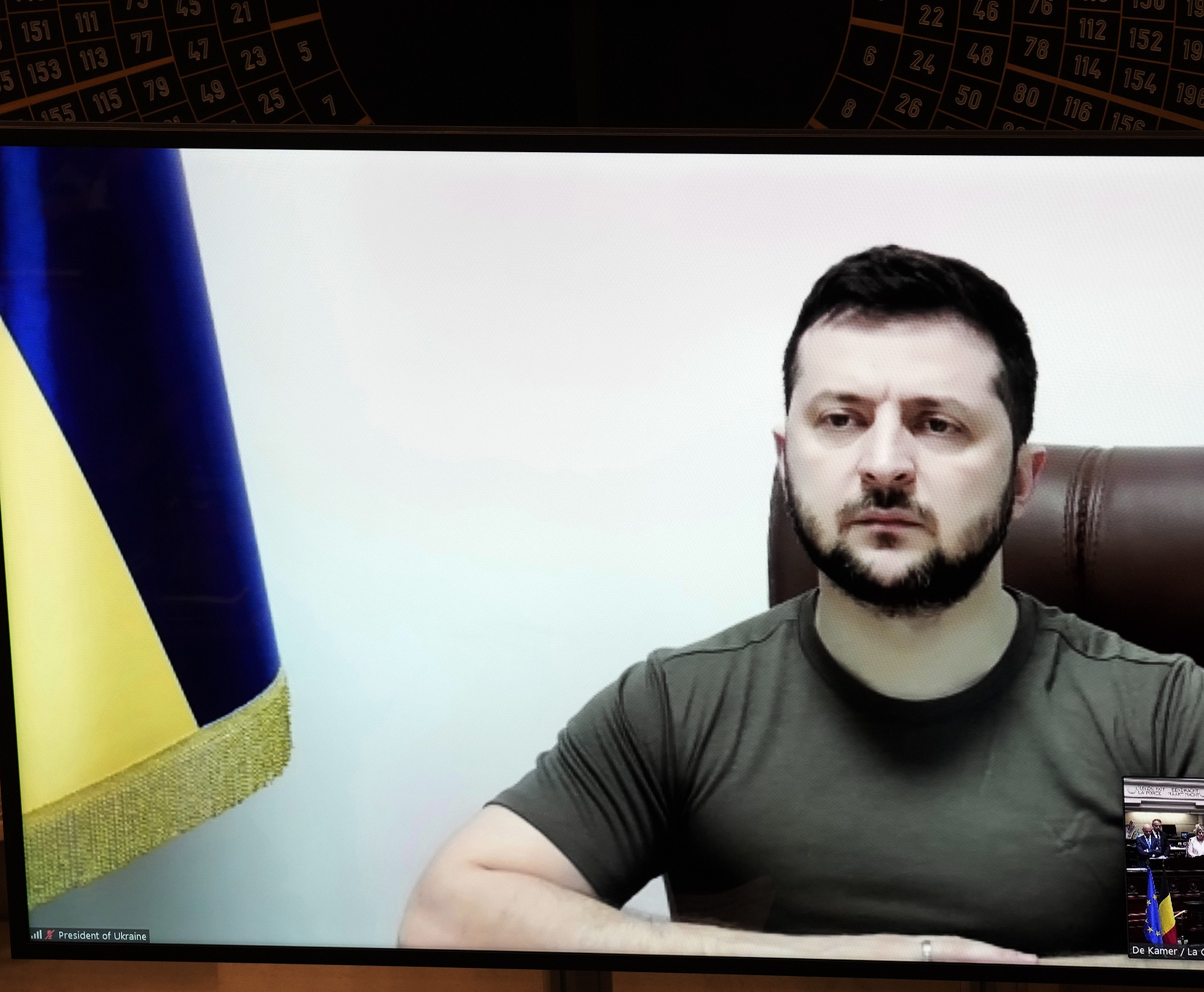 Β.Ζελένσκι: Δέσμευση ανακατάληψης όλων των υπό ρωσική κατοχή εδαφών της Ουκρανίας