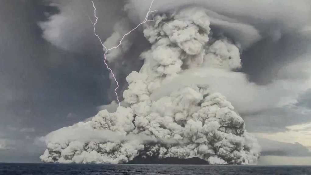 Έρευνα: Η έκρηξη του ηφαιστείου Τόνγκα ίσως προκαλέσει μια μικρή και βραχυπρόθεσμη αύξηση της θερμοκρασίας