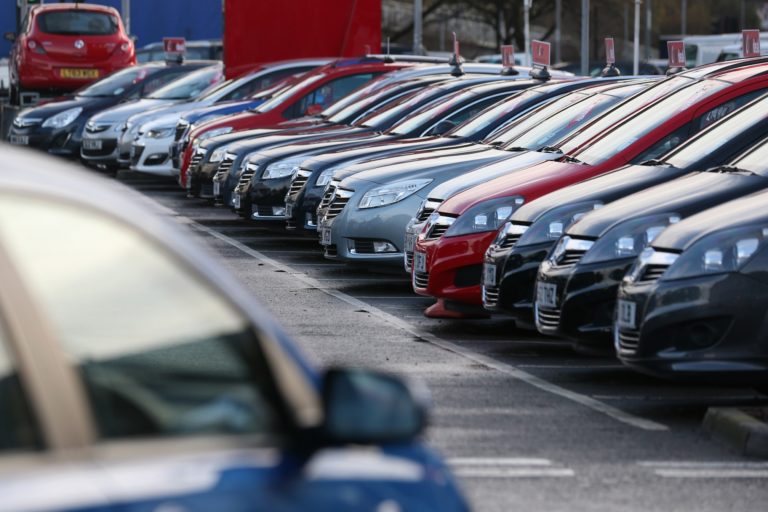 ΕΛΣΤΑΤ: Κατά 17,9% αυξήθηκαν οι πωλήσεις των αυτοκινήτων τον Αύγουστο