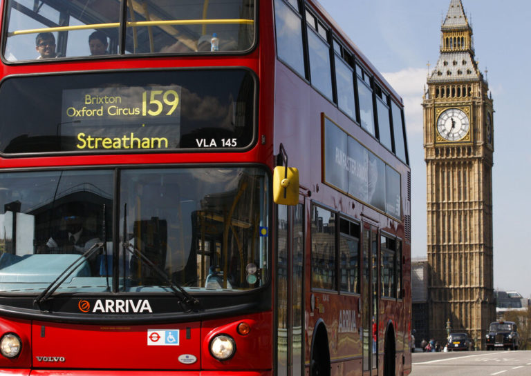 Μ. Βρετανία: Πάνω από 2.500 οδηγοί λεωφορείων της Arriva θα απεργήσουν με μισθολογικά αιτήματα
