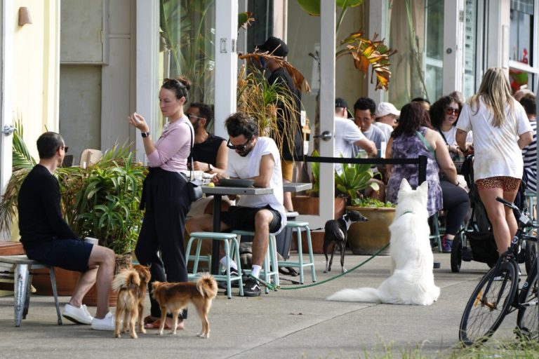 Αυστραλία: Καταργείται η υποχρεωτική 5νθήμερη κατ’ οίκον καραντίνα για ασθενείς με COVID