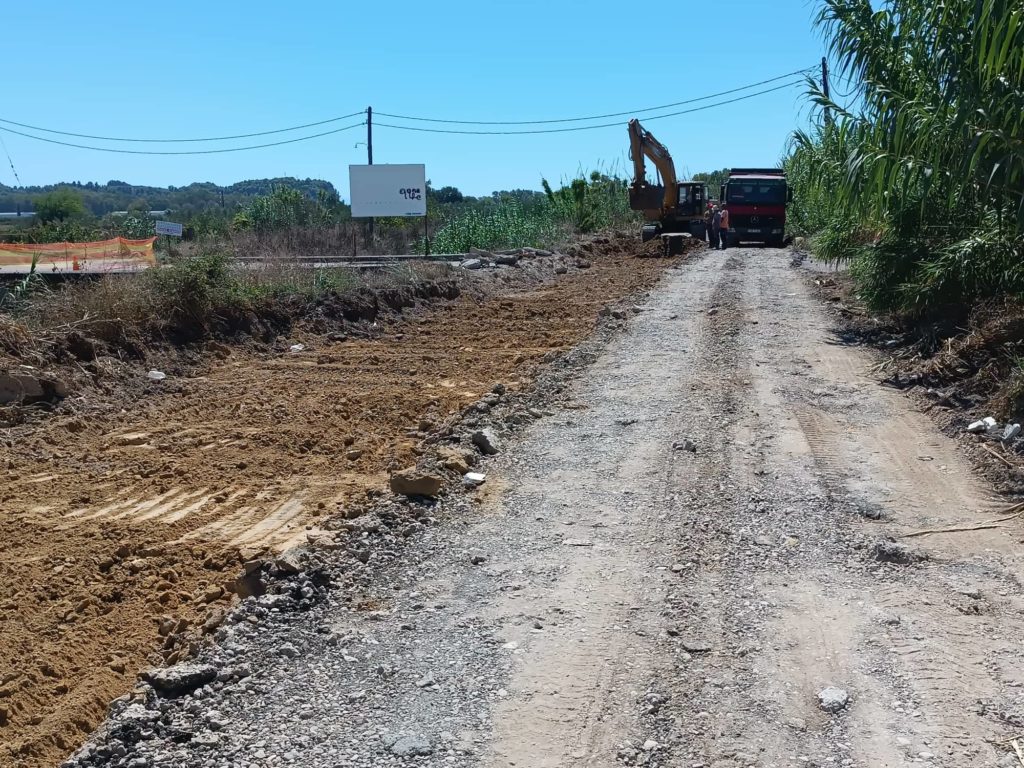 Συνεχίζονται οι εργασίες στη συνδετήρια οδό Πύργου – Αρχ. Ολυμπίας με την Πύργου – Κυπαρισσίας