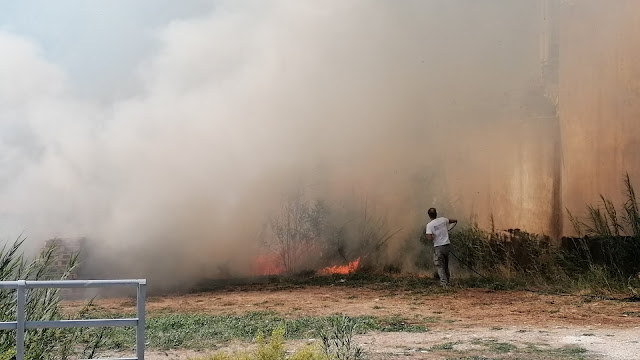 Αναστάτωση από πυρκαγιά κοντά στο ΚΤΕΛ Ηγουμενίτσας – Αντιμετωπίστηκε άμεσα