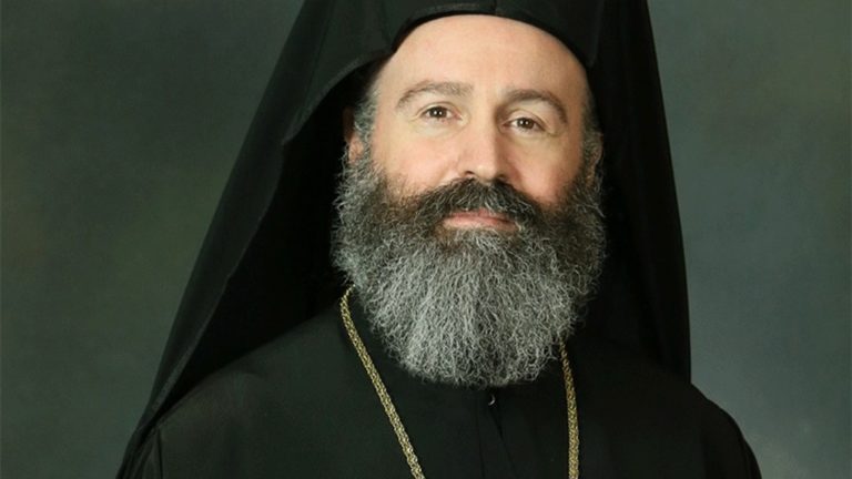 Ο αρχιεπίσκοπος Μακάριος τίμησε τον γενικό πρόξενο της Ελλάδας στο Σίδνεϋ
