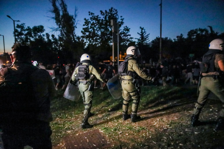 Αντιδράσεις φοιτητικών συλλόγων για την Πανεπιστημιακή αστυνομία – Εντάσεις στο ΕΚΠΑ (video)