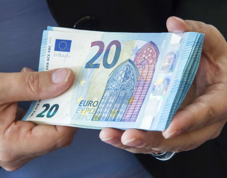 Άνεργοι: Πότε προπληρώνονται τα επιδόματα και το Δώρο Χριστουγέννων από τη ΔΥΠΑ