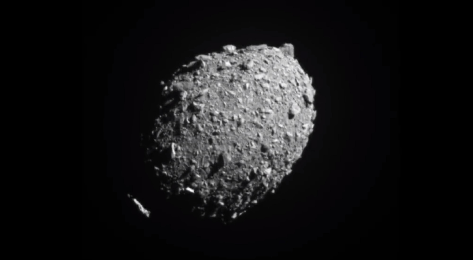 Αποστολή DART: Η NASA χτύπησε αστεροειδή για να τον εκτρέψει από την πορεία του (video)