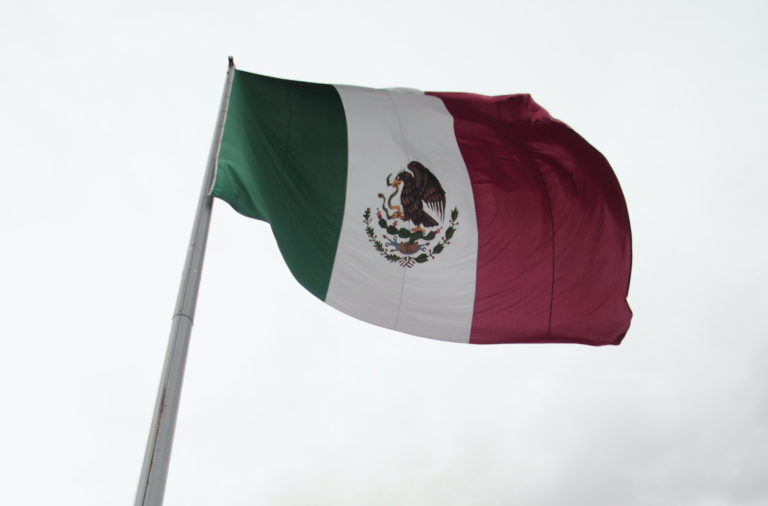 Μεξικό: Σύγκρουση τουριστικού λεωφορείου με βυτιοφόρο – Στους 18 οι νεκροί