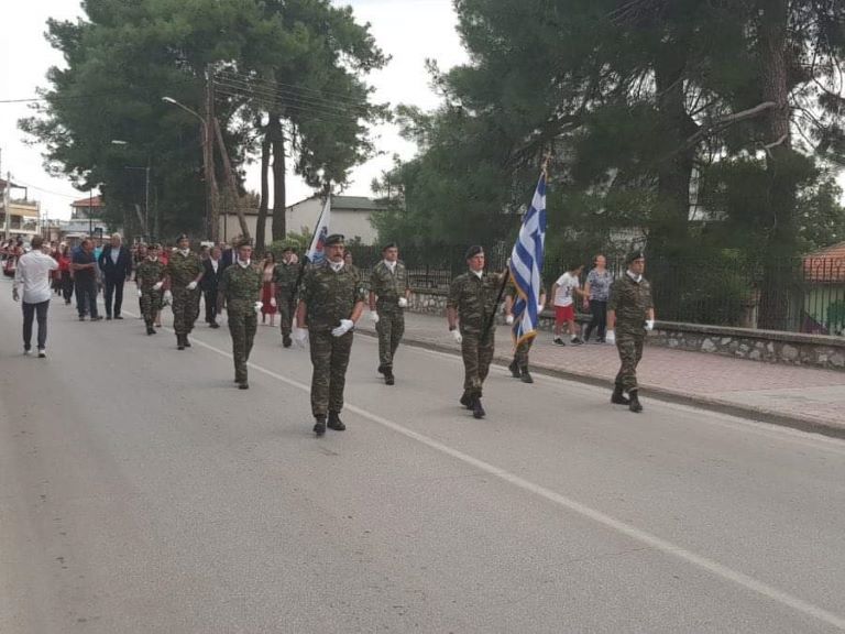 Mε λαμπρότητα τιμήθηκε η επέτειος απελευθέρωσης του Τυρνάβου