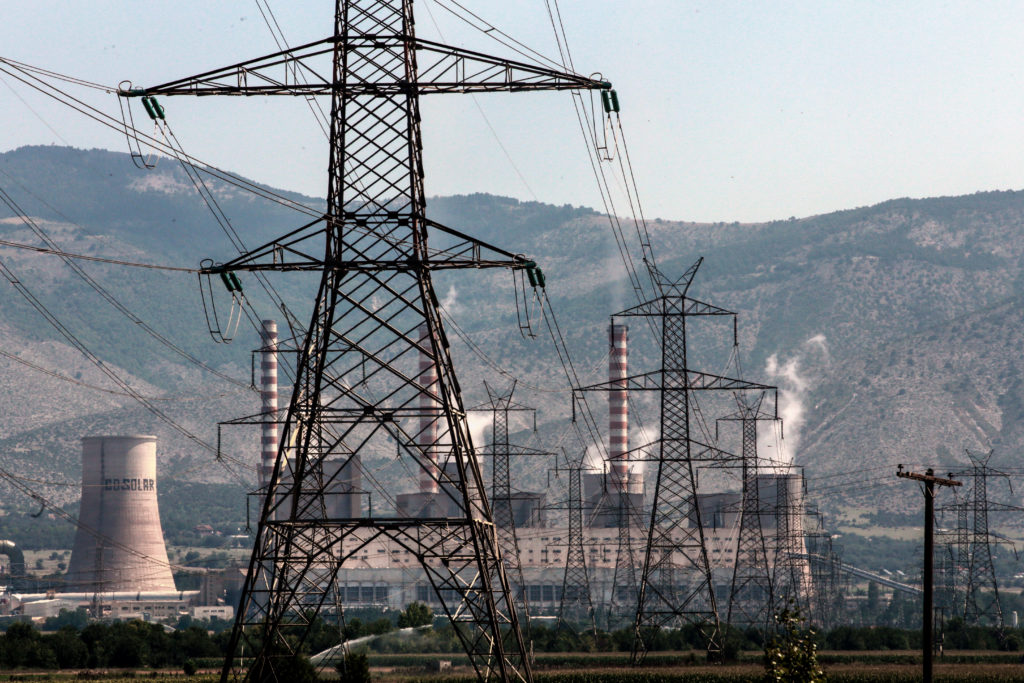 Ενεργειακή κρίση: Όφελος 1,1 δισ. ευρώ στους καταναλωτές από το πλαφόν στις τιμές ρεύματος – Το ελληνικό σχέδιο
