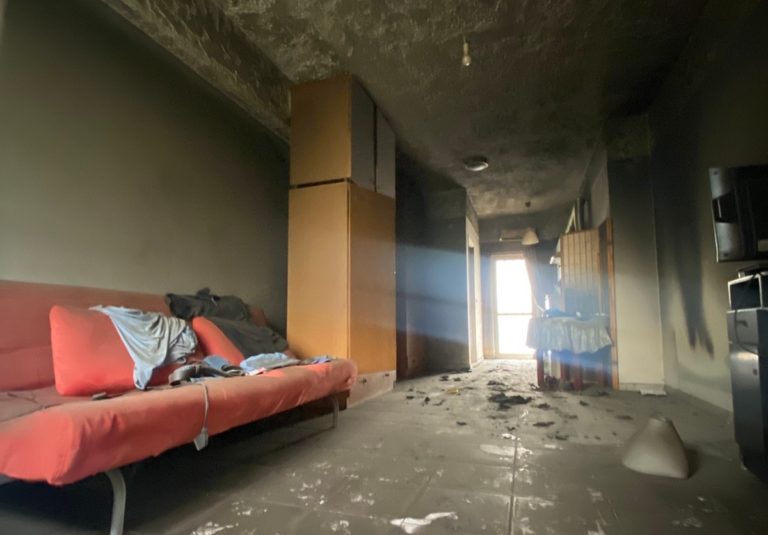 Χανιά: Τραγικό τέλος για 46χρονο μετά από φωτιά στο διαμέρισμά του – Πιθανότερη αιτία το τσιγάρο (video)