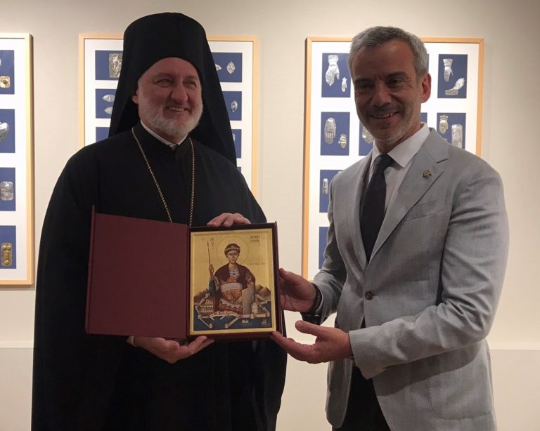 Θεσσαλονίκη: Ο Αρχιεπίσκοπος Αμερικής στην Αγιορειτική Εστία- Τον υποδέχθηκε ο Κ. Ζέρβας