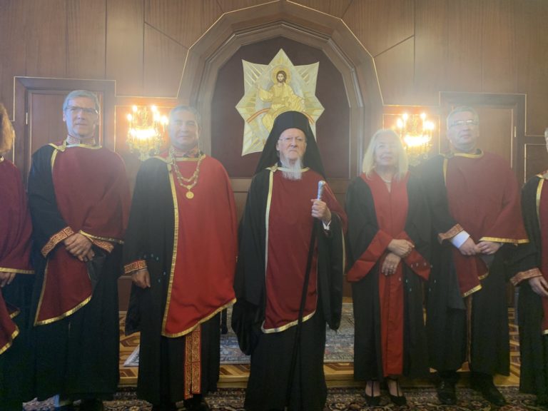 Ο Οικουμενικός Πατριάρχης Βαρθολομαίος αναγορεύθηκε επίτιμος Διδάκτωρ Φιλοσοφικής Σχολής του Πανεπιστημίου Κύπρου (video)