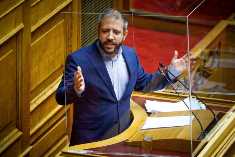 Αλ.Μεϊκόπουλος:«Εμπαιγμός προς τους αγρότες η έκπτωση της ρήτρας αναπροσαρμογής»