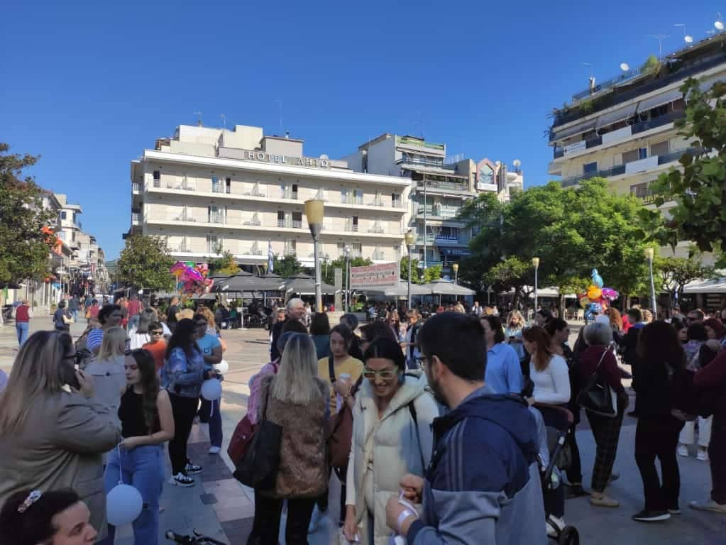 Πορεία για την παιδική κακοποίηση στο Αγρίνιο