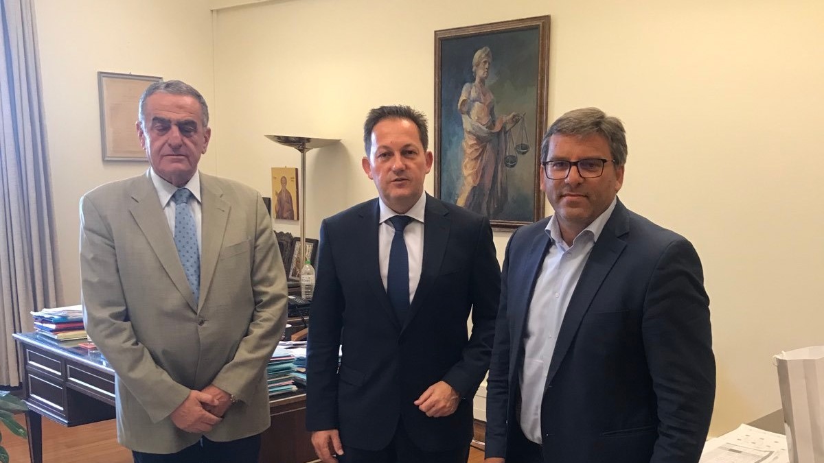 Συνάντηση του Δημήτρη Μαρινάκη με τον Στέλιο Πέτσα