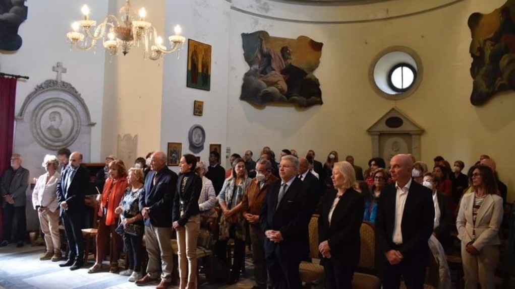 Θυρανοίξια στον ιστορικό ναό της Κοίμησης της Θεοτόκου στο Λιβόρνο με έντονη παρουσία της τοπικής ομογένειας