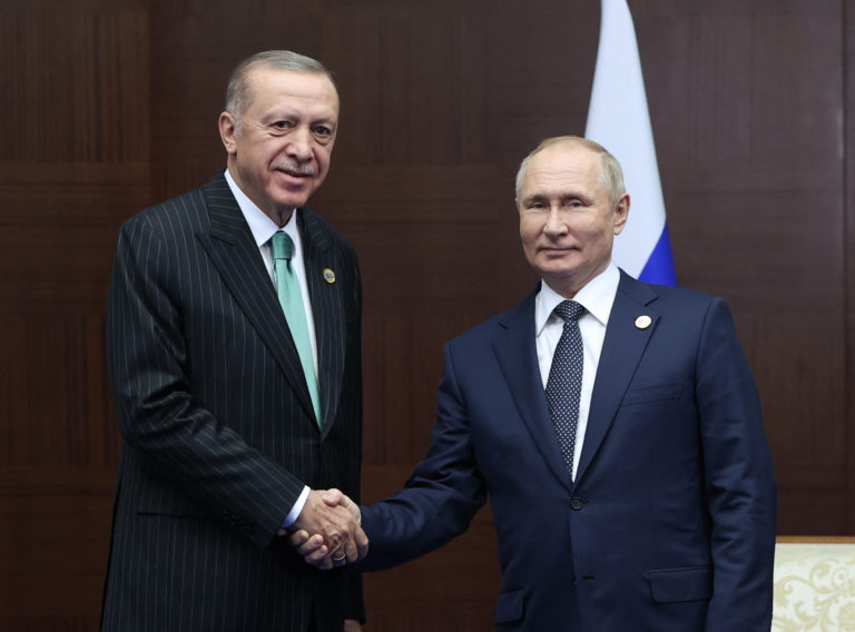 Σχέδιο Πούτιν για κόμβο εφοδιασμού στην Τουρκία – Αξιόπιστη οδός για παράδοση αερίου στην ΕΕ