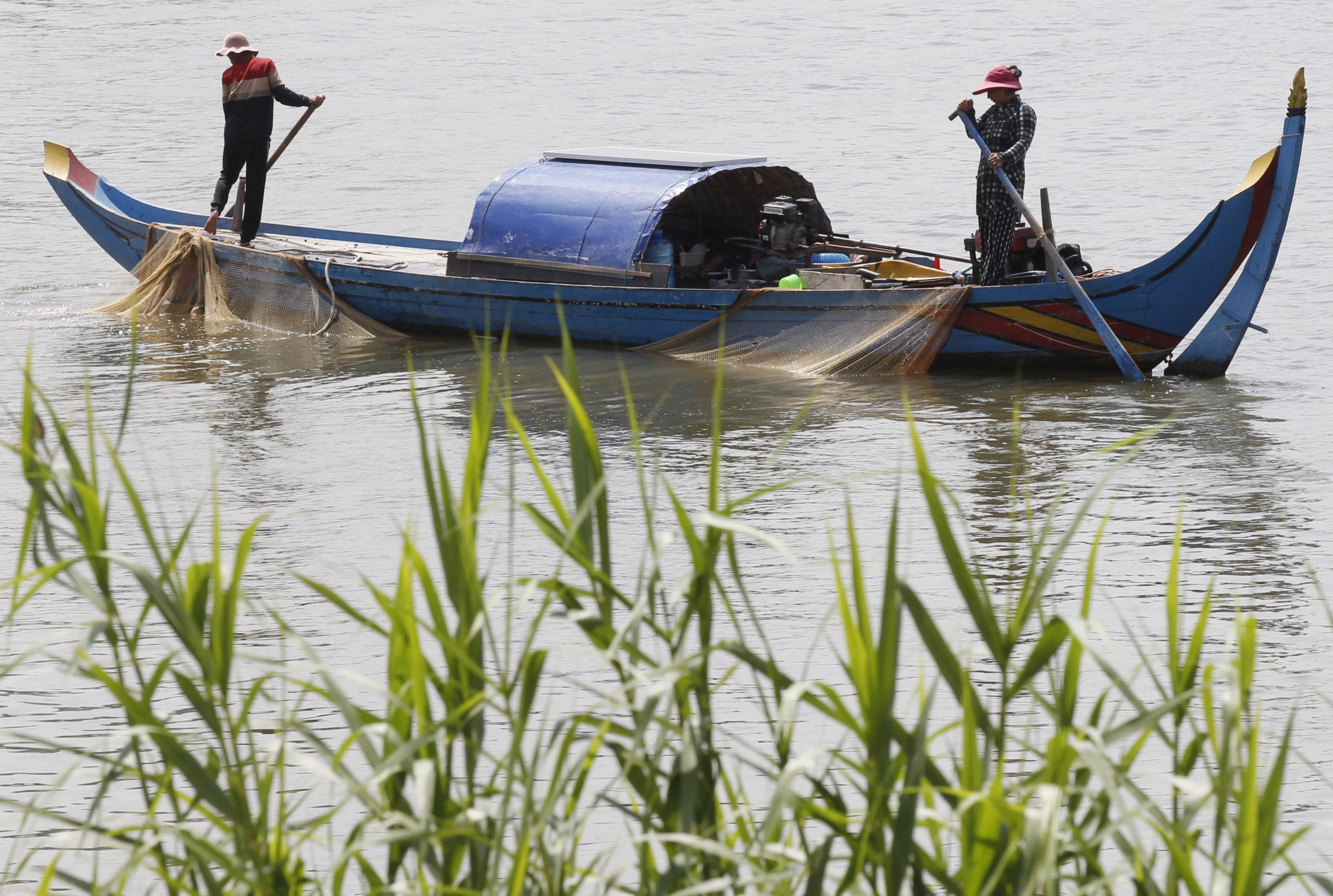 Υγρός τάφος για 11 παιδιά σε ναυάγιο στην Καμπότζη – Σε τρεις συλλήψεις προέβησαν οι αρχές