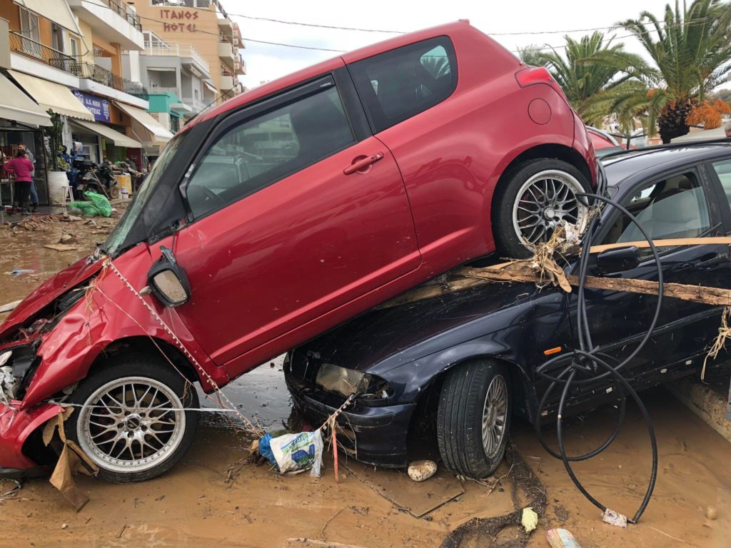 Ηράκλειο: Στις πληγείσες περιοχές κυβερνητικό κλιμάκιο — 6.000 € σε κάθε πληγέντα και 400.000 € στον δήμο Μαλεβιζίου