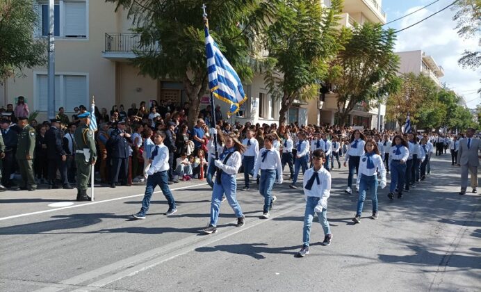 Χανιά: Με λαμπρότητα η παρέλαση της Εθνικής επετείου