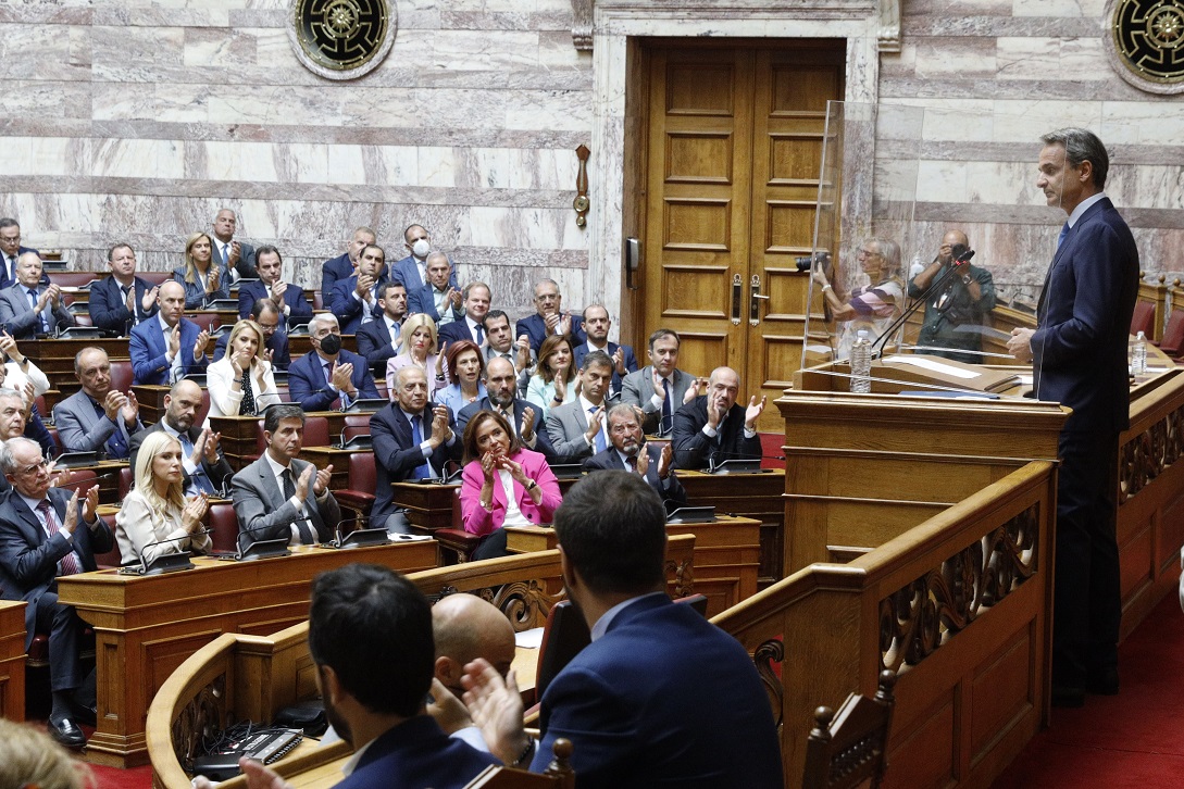 «Ό,τι και να γίνει το πρόγραμμα στήριξης θα συνεχιστεί» – Τι είπε ο πρωθυπουργός για Τσίπρα και εκλογές (video)