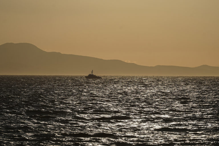 «Γροθιά» στο στομάχι οι μαρτυρίες διασωθέντων από τα ναυάγια σε Κύθηρα και Λέσβο